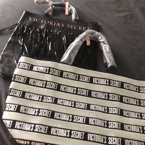 2 Victoria Tote Bags